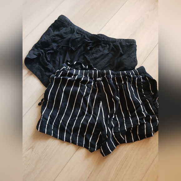 RVCA coverup casual shorts bundle - Picture 7 of 9